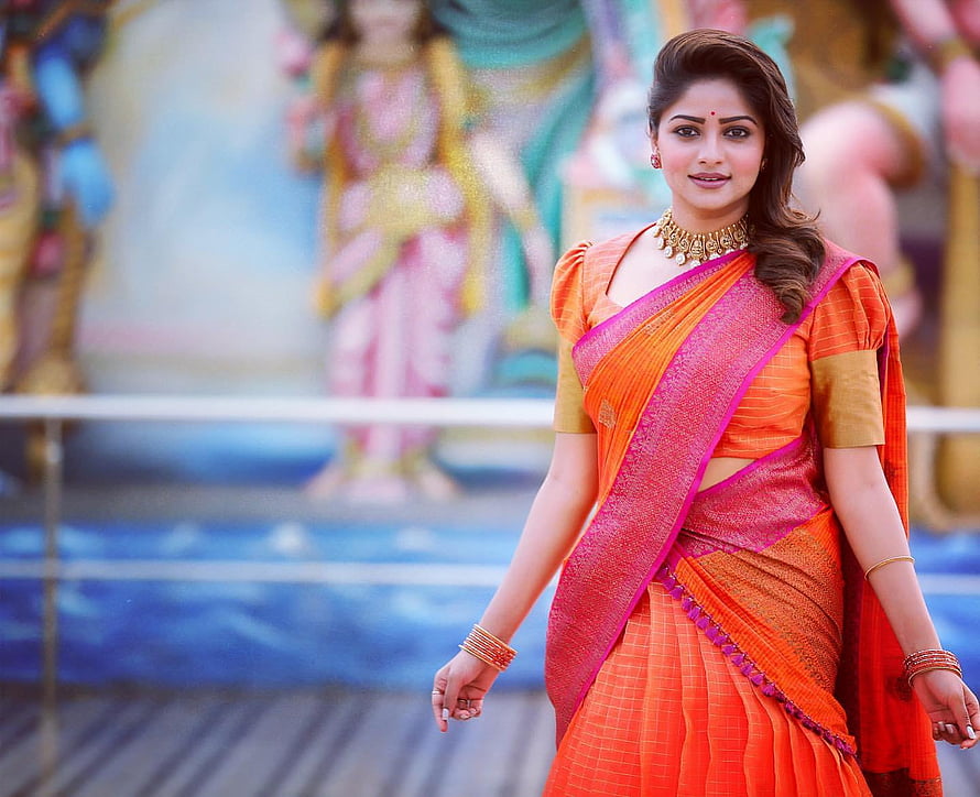 Rachita Ram in Vibrant Orange and Pink Saree with Traditional Gold Jewelry HD wallpaper