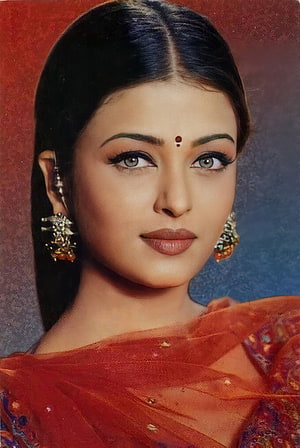 Aishwarya Rai Bachchan Portrait in Traditional Red Saree with Ornate Jewelry HD phone wallpaper