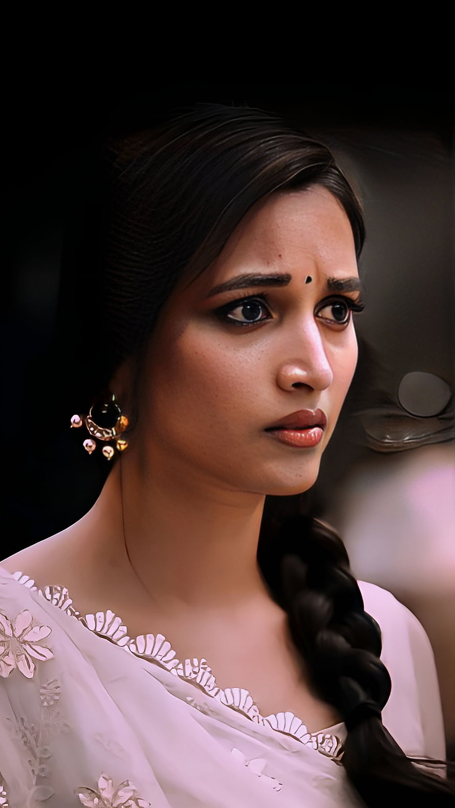 Portrait of a woman in a white saree with a braid and traditional jewelry, Srinidhi shetty, kannada actress HD phone wallpaper