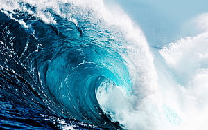 Dramatic Ocean Wave Barrel Curling With White Foam And Turquoise Water HD wallpaper