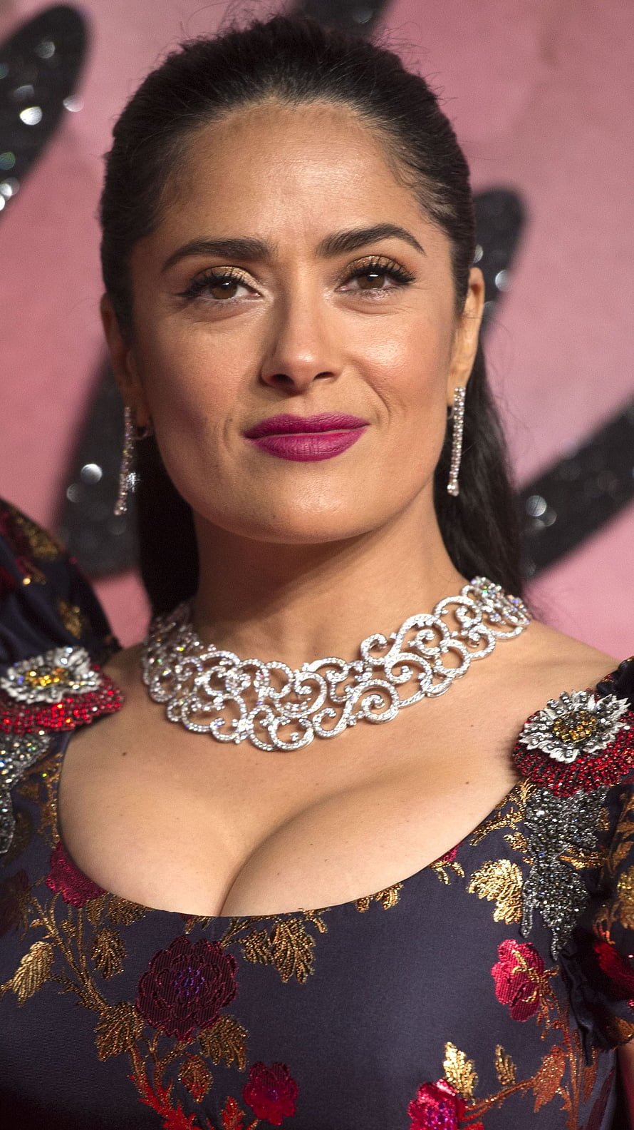 Salma Hayek in an ornate floral gown with a diamond necklace and statement earrings HD phone wallpaper