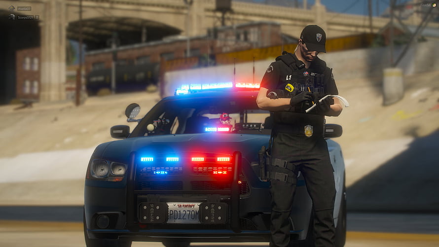GTA 5 Police Officer Writing Ticket Beside Marked Cruiser With Active Emergency Lights HD wallpaper