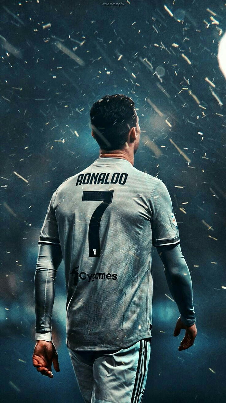 Cristiano Ronaldo Juventus Number 7 Jersey Back View With Confetti HD phone wallpaper