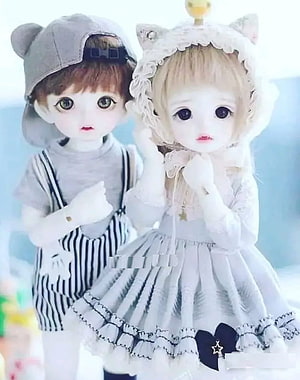 Cute Ball Jointed Doll Couple in Pastel Outfits and Adorable Accessories HD phone wallpaper