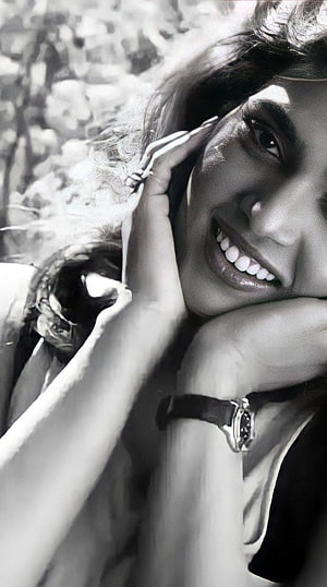 Silk Smitha Black and White Portrait with Watch and Ring HD phone wallpaper