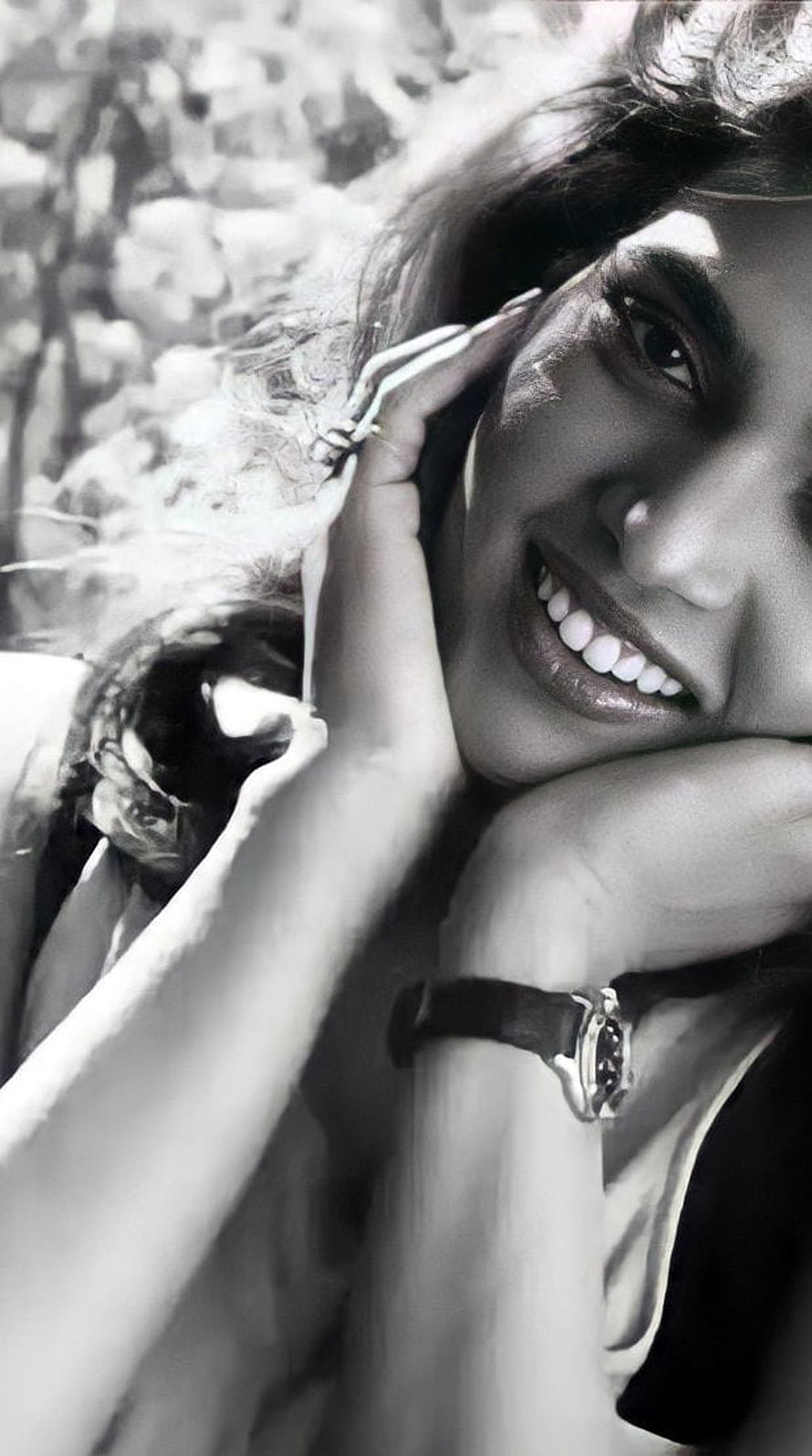 Silk Smitha Black and White Portrait with Watch and Ring HD phone wallpaper