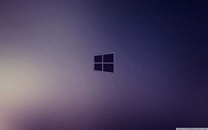 Windows 10 Minimalist Desktop Background with Soft Gradient and Centered Logo HD wallpaper