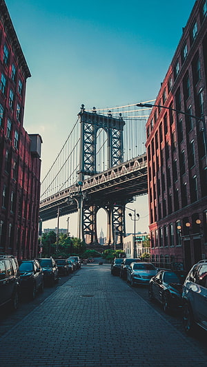 Manhattan Bridge View from DUMBO Brooklyn Cobblestone Street HD phone wallpaper