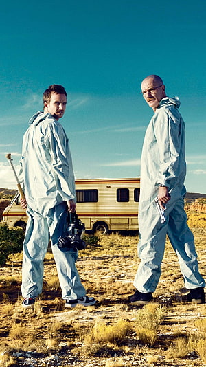 Breaking Bad Walter White and Jesse Pinkman in Hazmat Suits with RV in Desert, Breaking Bad . Moviemania. Breaking bad poster, Breaking bad, Breaking bad jesse, Jesse Pinkman HD phone wallpaper