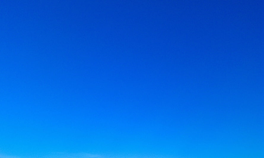 Vibrant Blue Sky Gradient with Soft Horizon Glow and Minimalist Clouds HD wallpaper