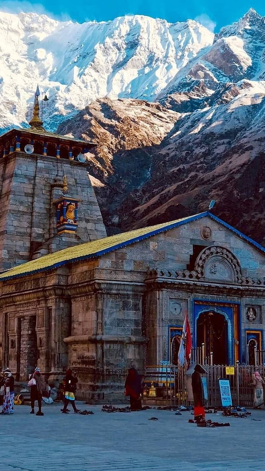 Kedarnath Temple Set Against Snow-Capped Himalayan Peaks in Uttarakhand HD phone wallpaper