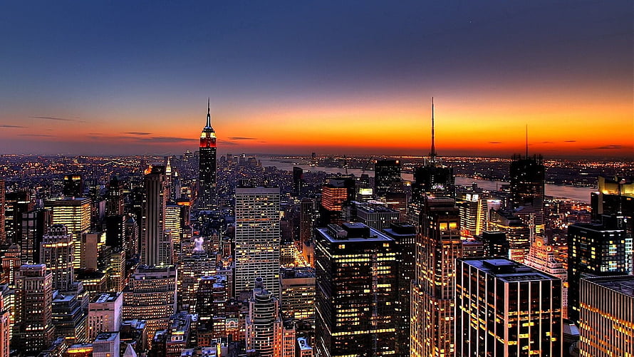 New York City Skyline at Sunset with Empire State Building and Manhattan Skyscrapers HD wallpaper