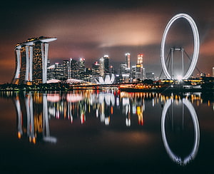 Singapore Marina Bay Sands and Singapore Flyer Night Skyline Reflection HD wallpaper