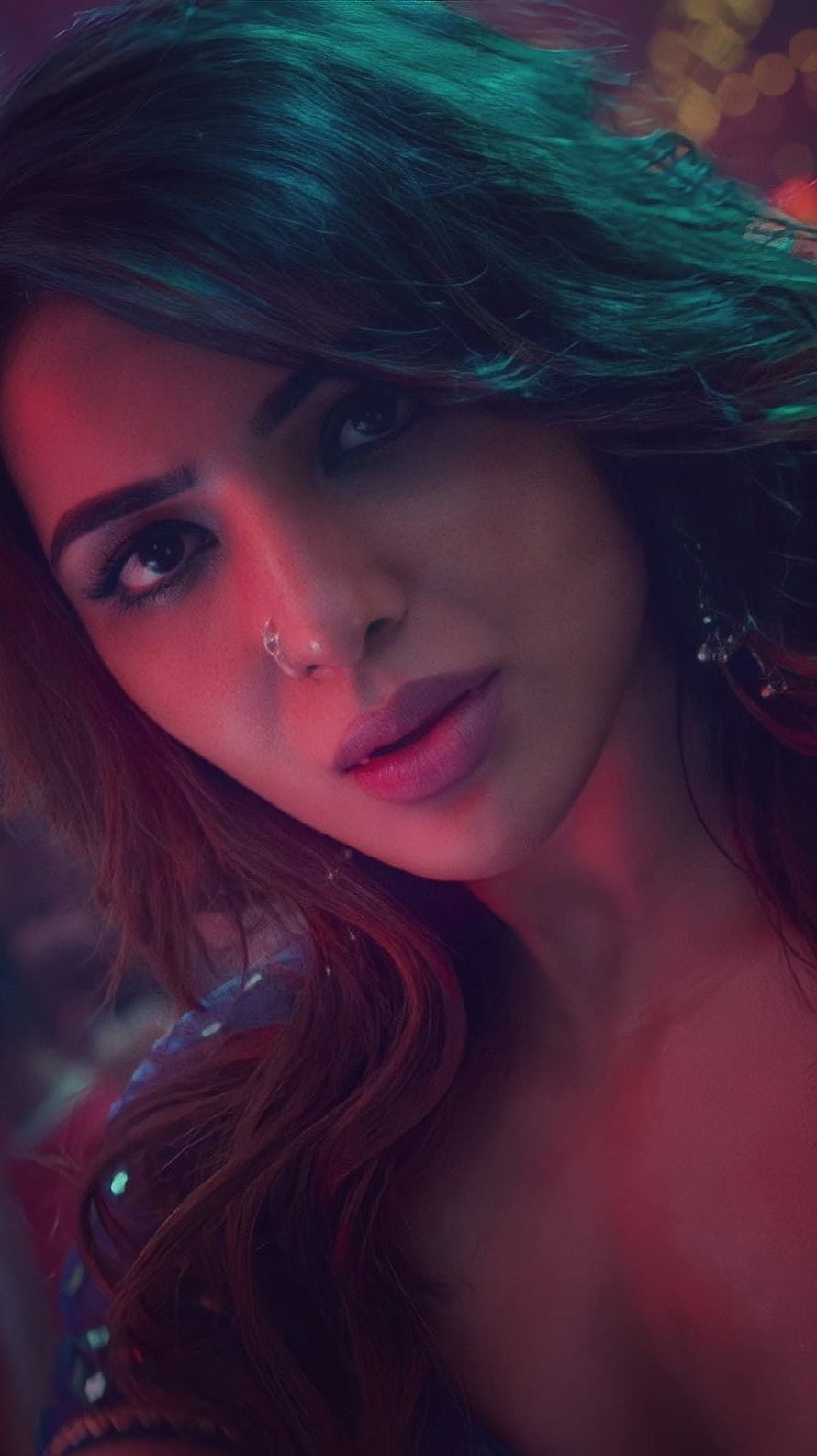 Close-up portrait of a woman with wavy hair under dramatic red and teal neon lighting, Samantha Akkineni, samantha, pushpa, oo antava mava HD phone wallpaper