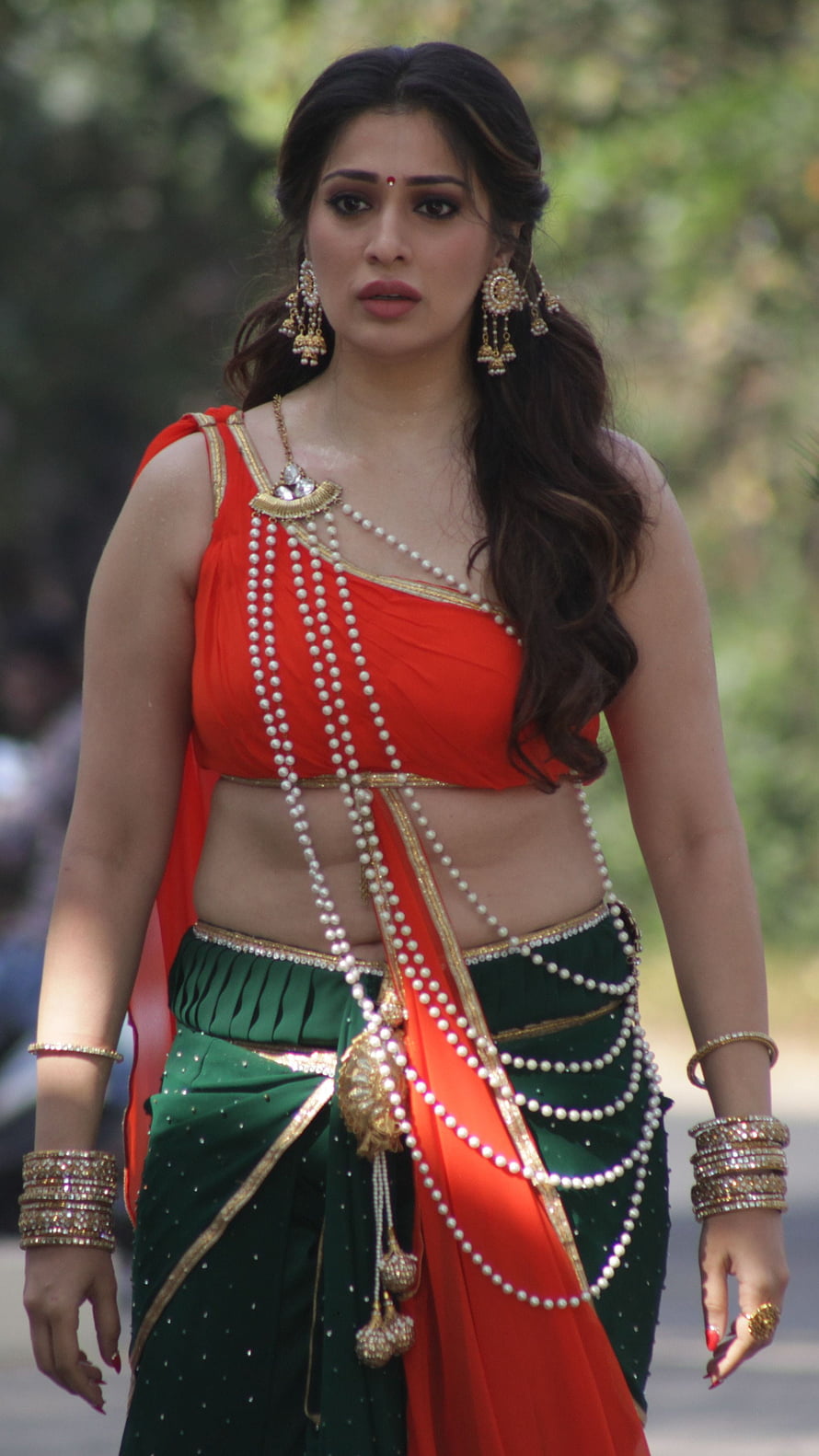 Woman in Traditional Indian Attire Wearing Red and Green Saree with Gold Jewelry, Lakshmi Rai, nagakanya HD phone wallpaper