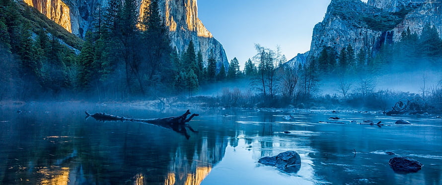 Misty Morning at Yosemite Valley with El Capitan and Merced River Reflections HD wallpaper