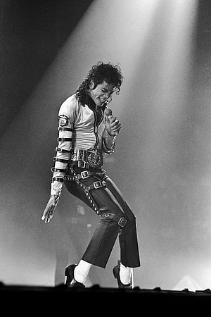 Michael Jackson Live Concert Performance in Black and White Stage Lighting HD phone wallpaper