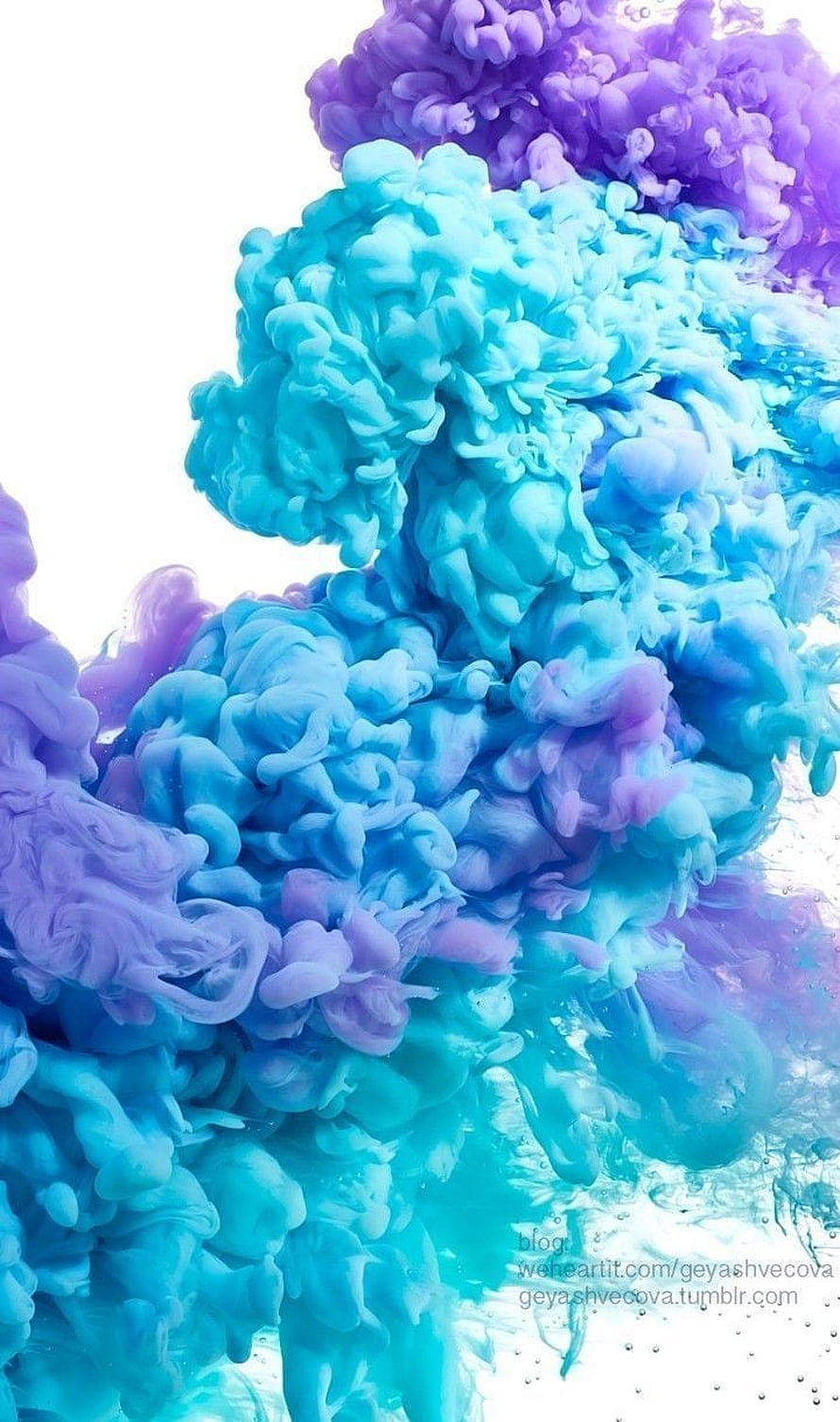 Abstract Blue and Purple Ink Clouds Diffusing in Water HD phone wallpaper