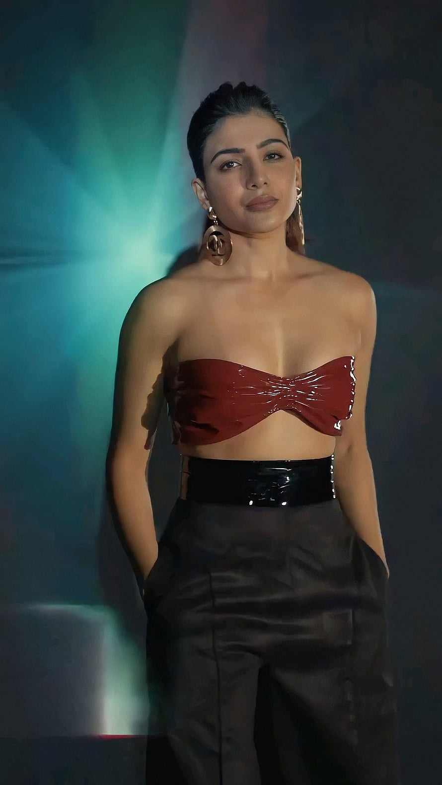 Samantha Akkineni in a red strapless top and black trousers on a fashion runway HD phone wallpaper