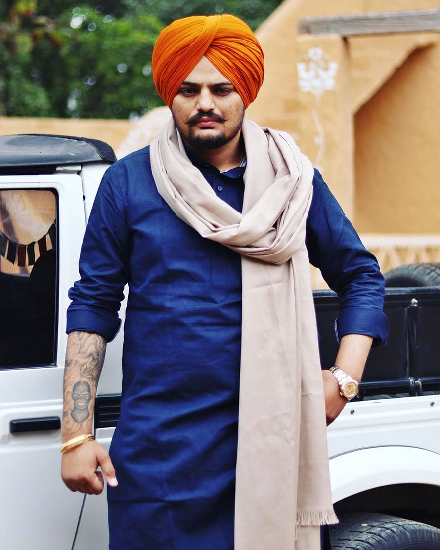 Man in Blue Kurta and Orange Turban with Beige Scarf Standing by White Jeep, Sidhu Moose Wala HD phone wallpaper