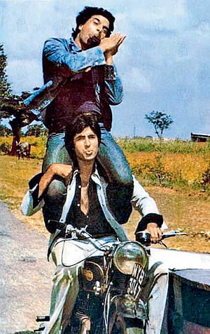 Dharmendra and Amitabh Bachchan on a motorcycle in the classic film Sholay HD phone wallpaper