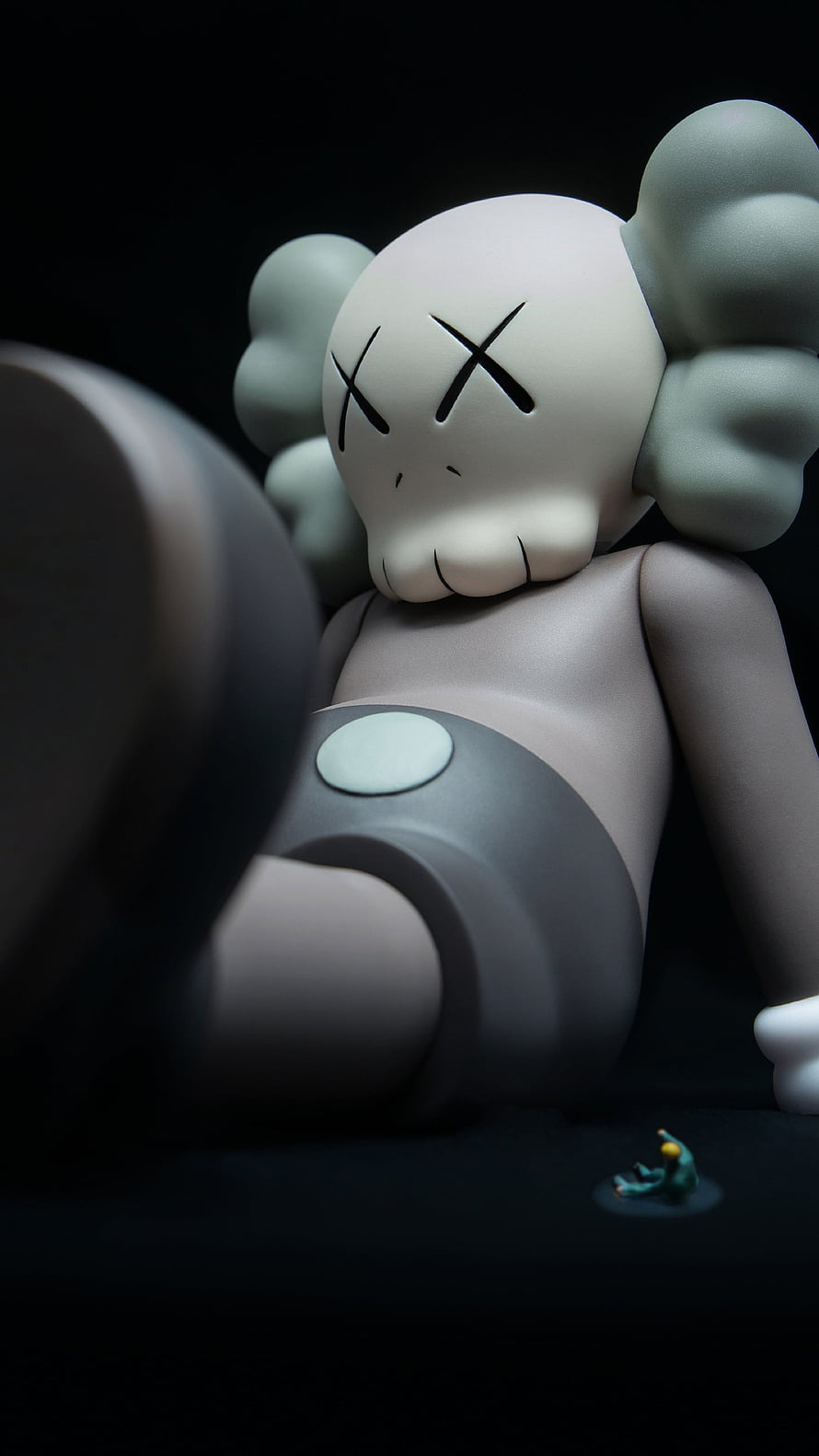 KAWS Companion Figure in Monochrome Grey with X Eyes and Cloud Ears HD phone wallpaper