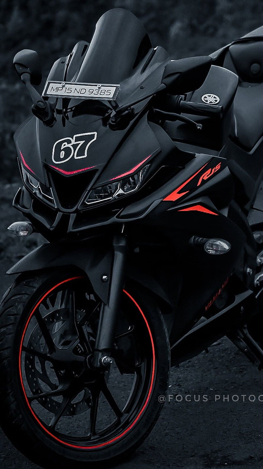 Matte Black Yamaha R15 Sport Motorcycle with Red Accents and Custom 67 Decal HD phone wallpaper