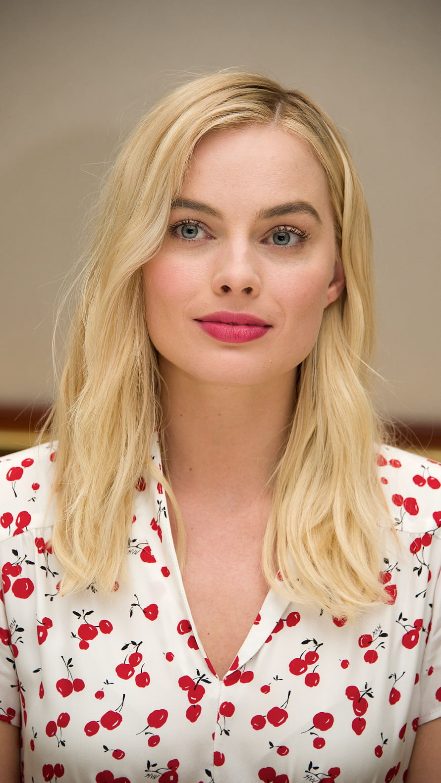 Margot Robbie Portrait in White Cherry Print Blouse with Blonde Hair HD phone wallpaper