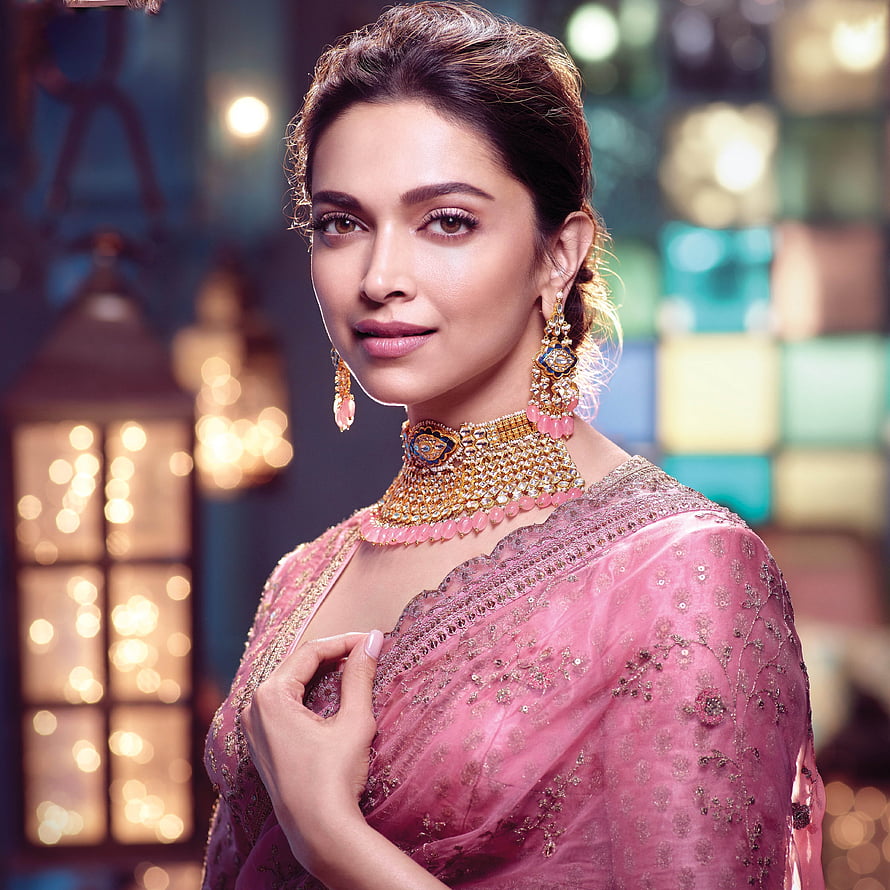 Deepika Padukone in Pink Embroidered Saree with Gold Jewelry and Traditional Indian Earrings HD phone wallpaper