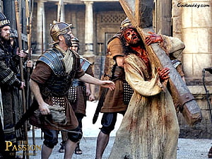 Jesus Carrying the Cross in The Passion of the Christ Film Scene HD wallpaper