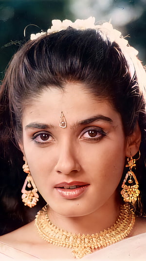 Raveena Tandon Vintage Bollywood Portrait With Traditional Gold Jewelry And Floral Hairpiece HD phone wallpaper