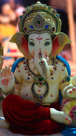 Ornate Ganesha Murti Adorned With Jewels And Red Dhoti For Devotional Worship HD phone wallpaper