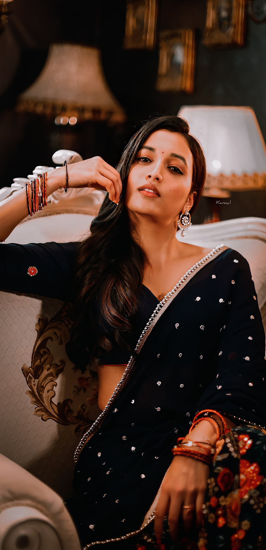 Trisha Krishnan in Elegant Black Saree with Silver Embellishments and Traditional Jewelry HD phone wallpaper