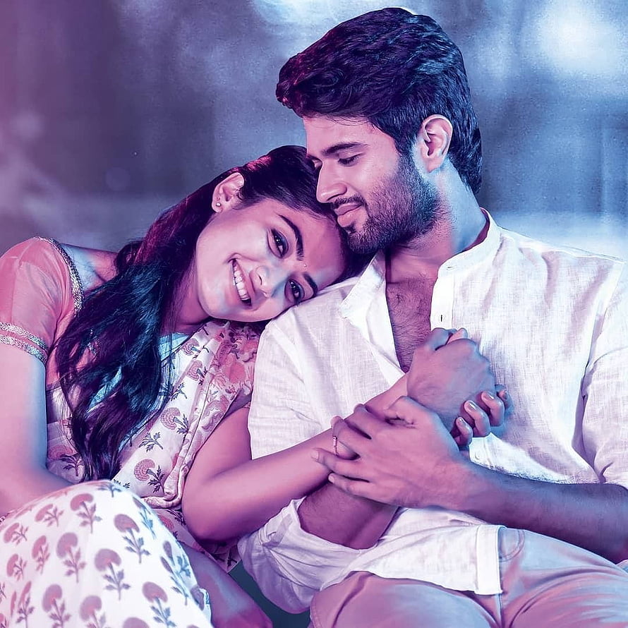 Rashmika Mandanna and Vijay Deverakonda in a romantic embrace from Geetha Govindam HD phone wallpaper