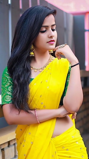 Woman in Yellow Saree with Green Blouse and Gold Jewelry, Vaishnavi chaitanya, telugu actress HD phone wallpaper