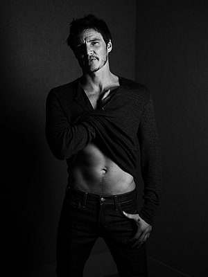 Pedro Pascal Black and White Studio Portrait with Exposed Midsection HD phone wallpaper