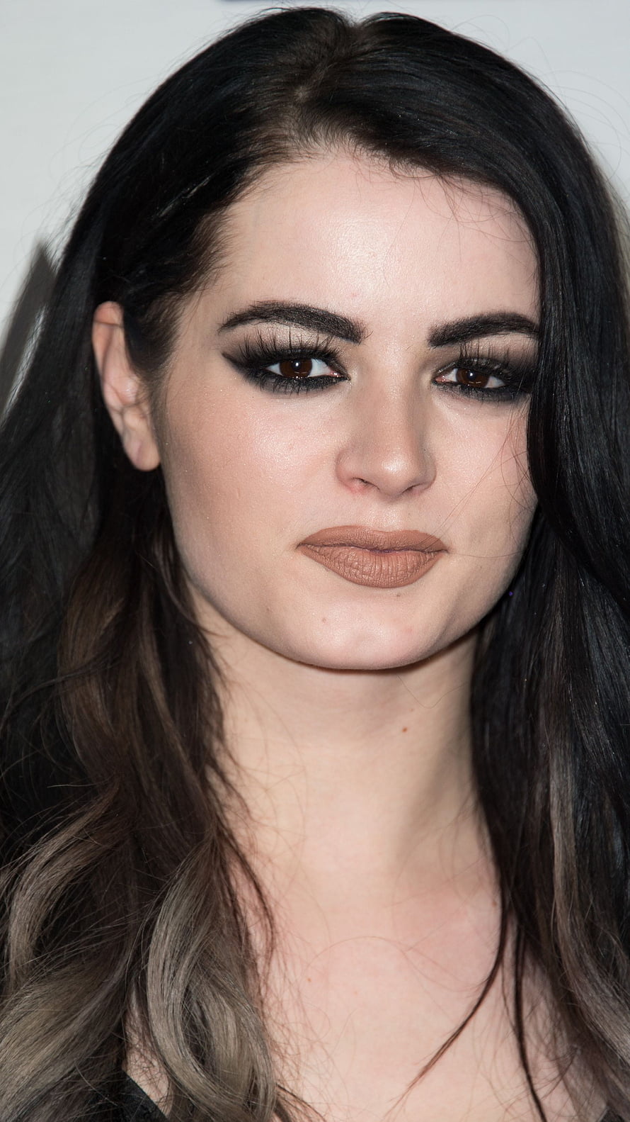 Paige WWE Diva Wrestler Portrait With Dark Hair And Dramatic Makeup HD phone wallpaper