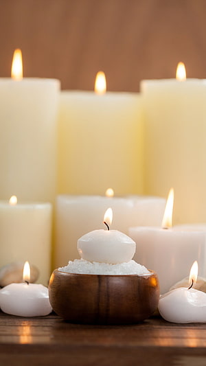 Warm Spa Candles with Sea Salt and Wooden Bowl for Relaxing Ambiance HD phone wallpaper