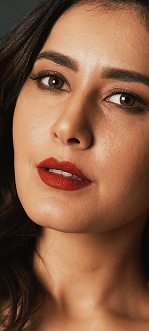 Raashi Khanna Close-Up Portrait With Bold Red Lipstick And Warm Studio Lighting HD phone wallpaper