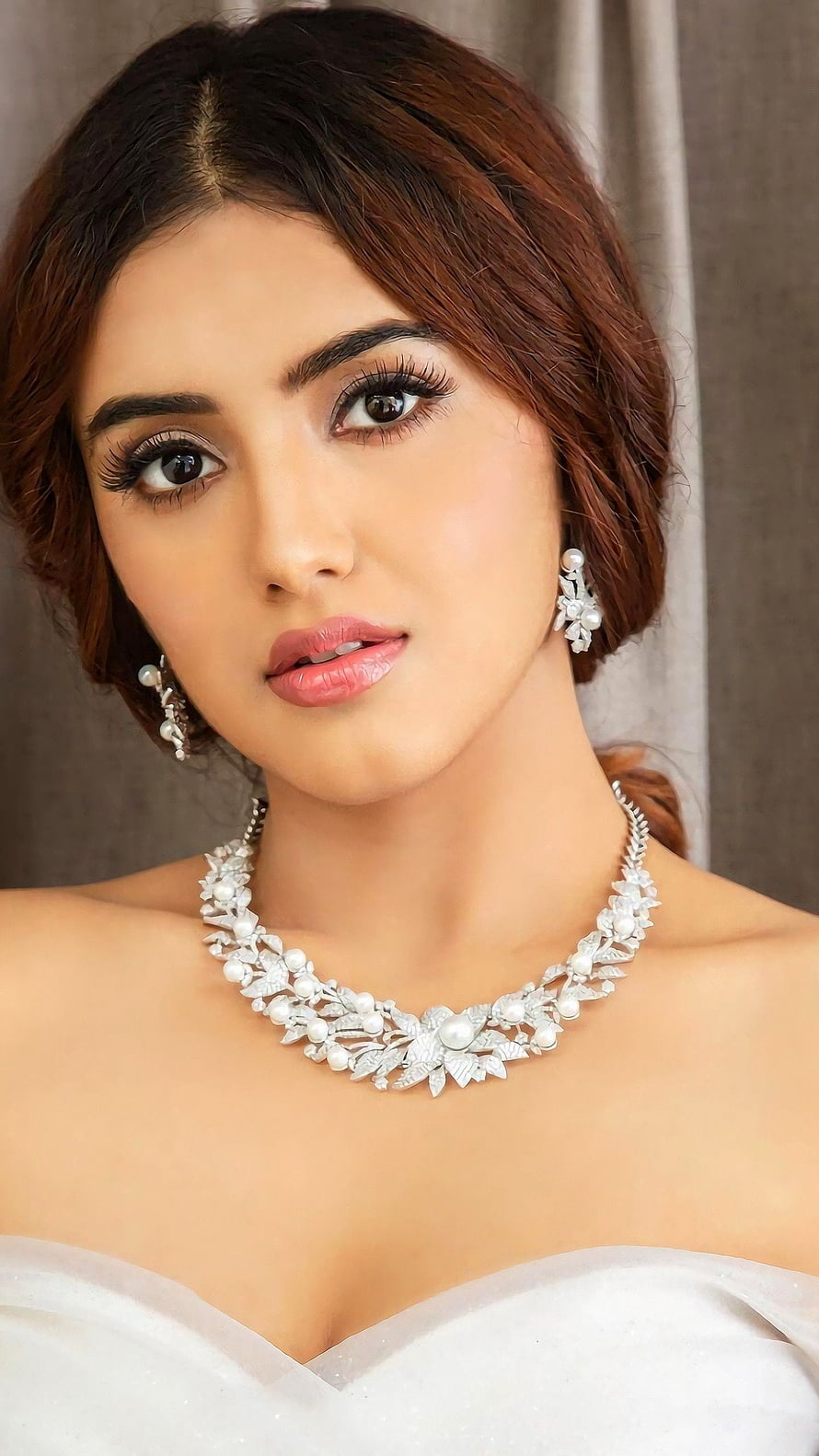 Elegant Portrait of a Woman Wearing a Pearl and Diamond Floral Necklace and Earrings, Malavika sharma, telugu actress HD phone wallpaper