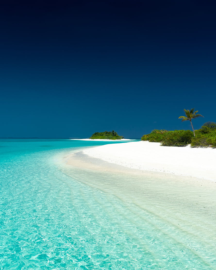 Tropical Paradise With Turquoise Lagoon And White Sand Beach HD phone wallpaper