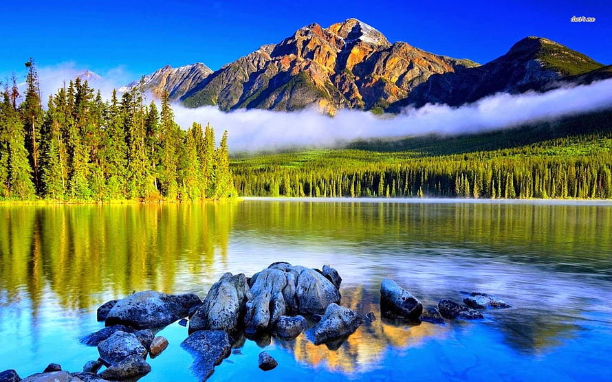 Serene Mountain Lake Landscape with Pine Forest and Misty Peaks HD wallpaper