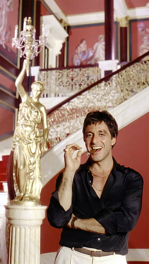Tony Montana Smiling With Cigar In The Scarface Movie Mansion Interior Scene, Tony Montana, u, toni montana, Al Pacino, graph, scarface, alpacino, vintage, , classic Hollywood, , cara cortada HD phone wallpaper