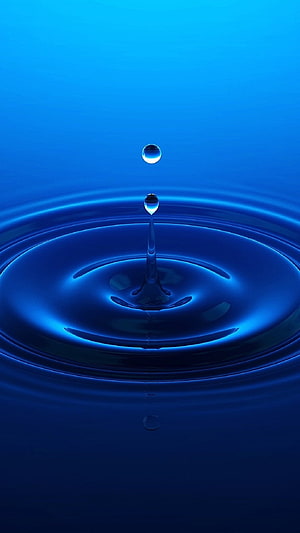 Deep Blue Water Drop Splash with Ripples and Crown Formation HD phone wallpaper