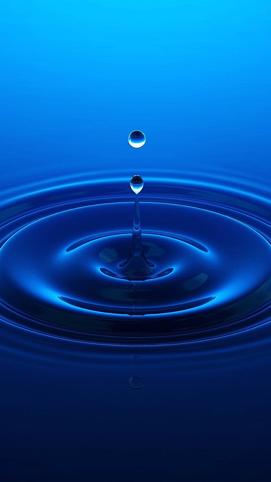 Deep Blue Water Drop Splash with Ripples and Crown Formation HD phone wallpaper