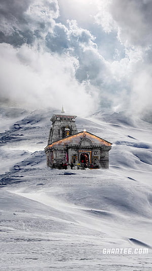 Kedarnath Temple in Snowy Himalayan Landscape with Dramatic Clouds HD phone wallpaper