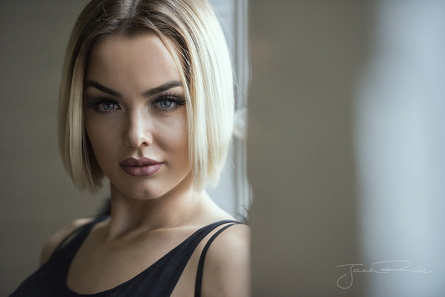 Blonde Woman Portrait with Short Bob Hair and Blue Eyes, Unknown Model, babe, lady, model, blonde, woman HD wallpaper