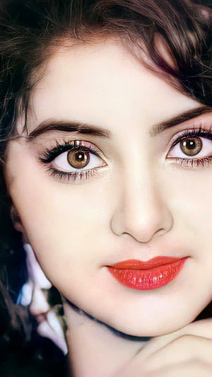 Close-up portrait of a woman with brown eyes and red lipstick, Divya Bharti, divya bharati, bollywood actress HD phone wallpaper