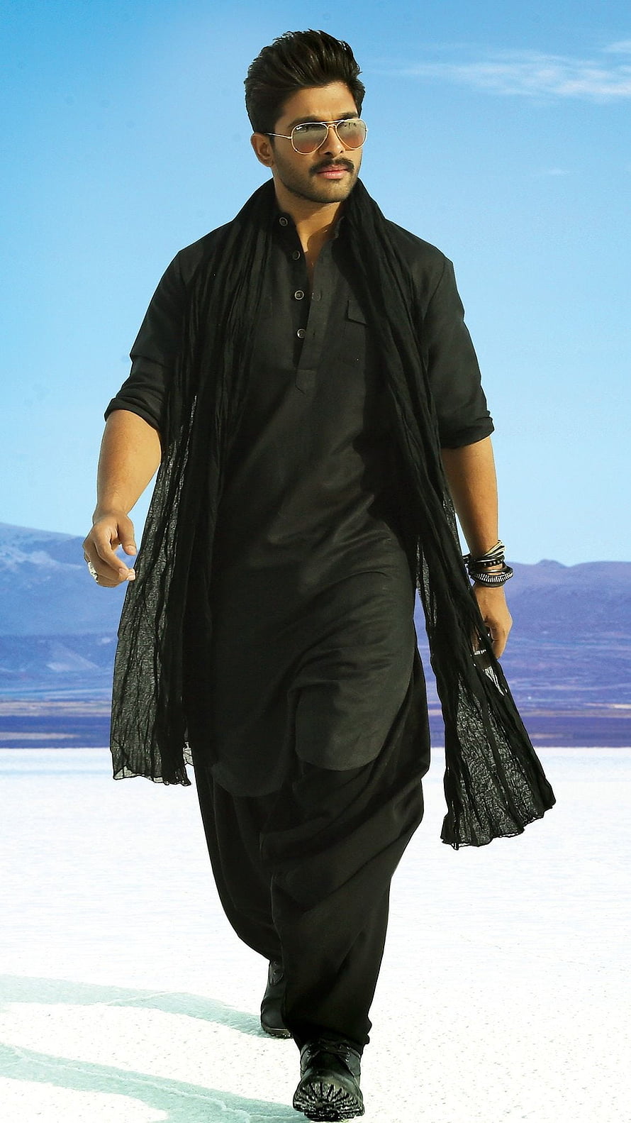 Allu Arjun in Black Kurta and Shawl Walking on White Salt Flat HD phone wallpaper