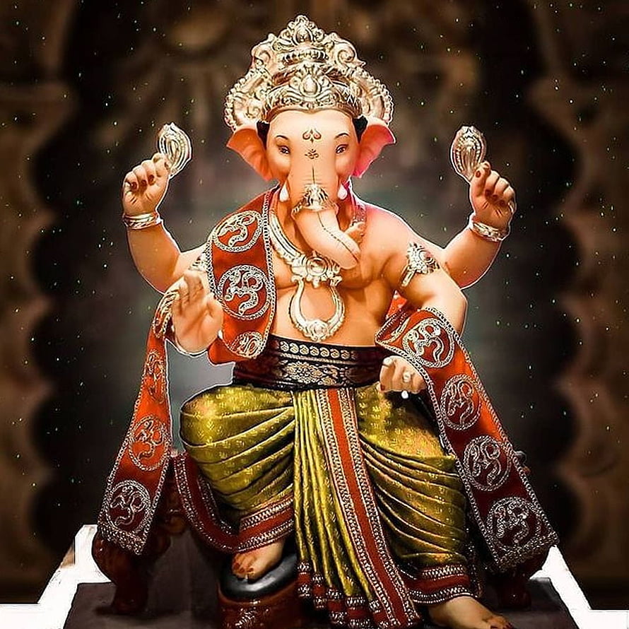 Lord Ganesha Digital Art Wallpaper - Hindu God with Elephant Head in Traditional Attire HD phone wallpaper